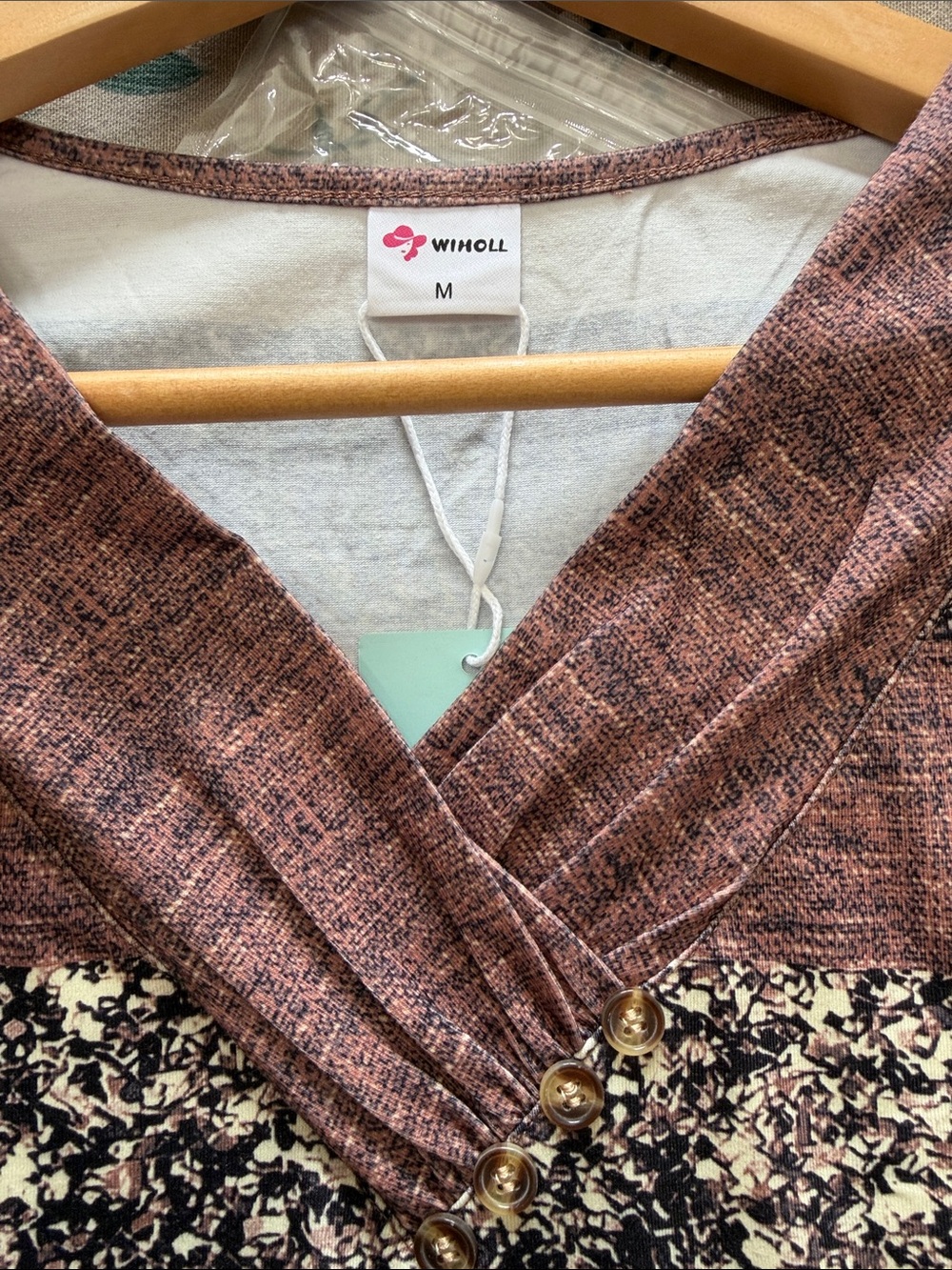 Striped V-Neck Long Sleeve Tee in Mauve & Cream by Wiholl Stretchy Lightweight M - Picture 3 of 5